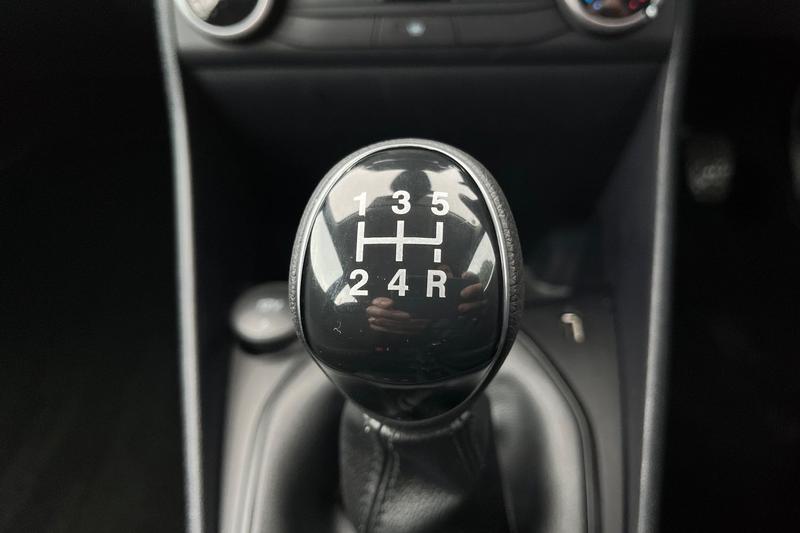 Vehicle 29