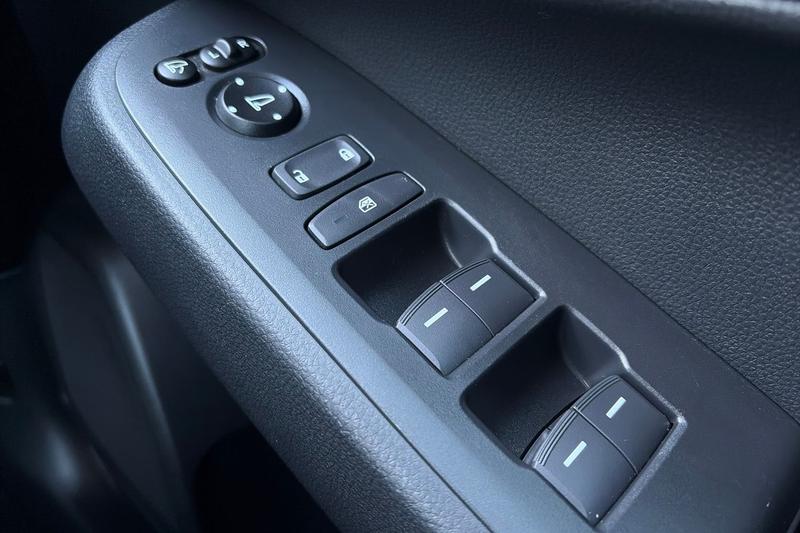 Used Honda HR-V for sale - 77785361: Photo 16