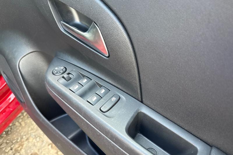 Used Vauxhall Corsa 2023 for sale - 76405294: Photo 16