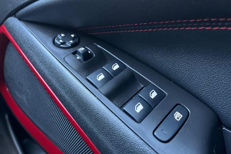 Used Vauxhall Crossland 2023 for sale - 76960987: Photo 16