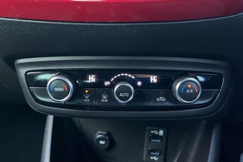 Used Vauxhall Crossland 2023 for sale - 76960987: Photo 30