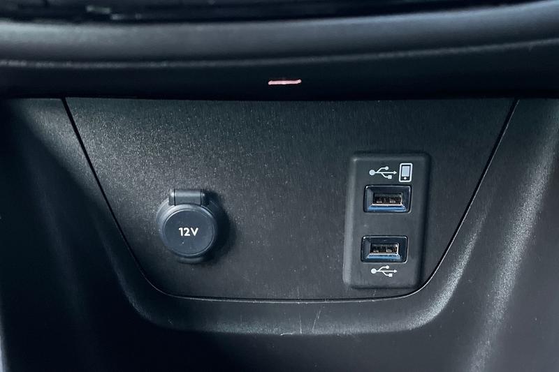 Used Vauxhall Crossland 2023 for sale - 76960987: Photo 31