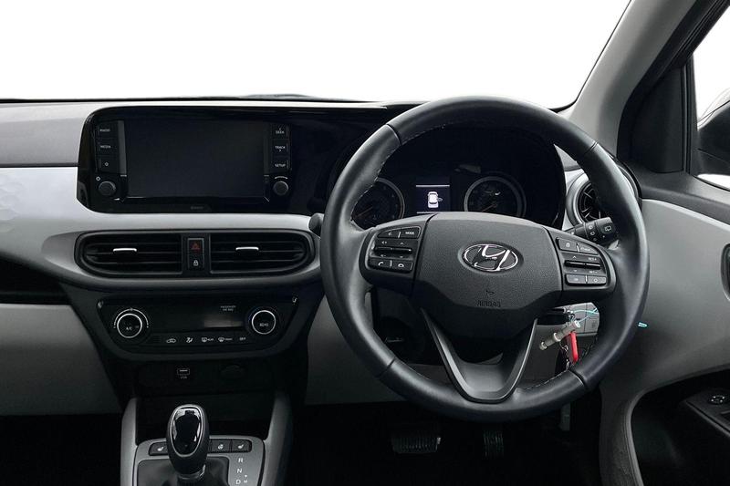 Used Hyundai i10 2022 for sale - 76660100: Photo 11