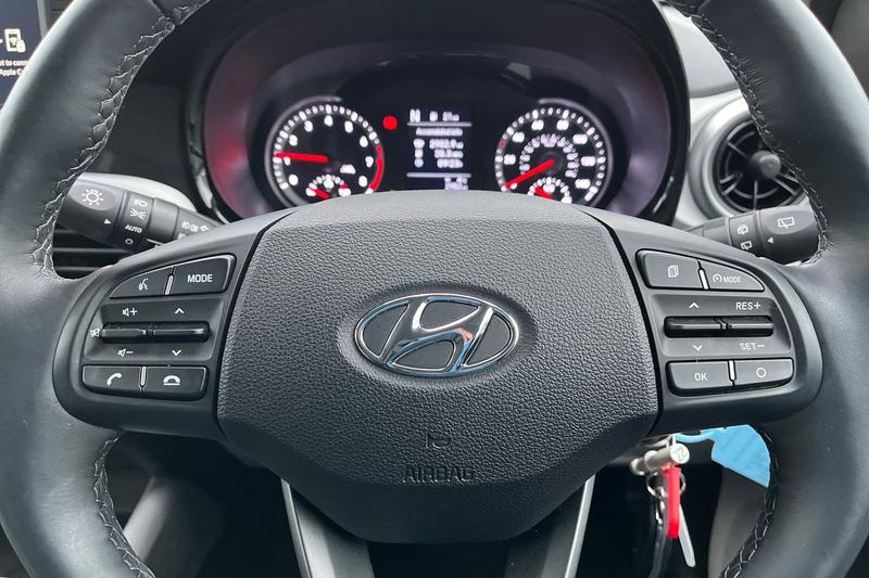 Used Hyundai i10 2022 for sale - 76660100: Photo 12