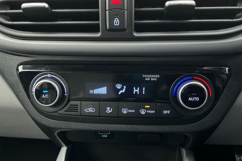 Used Hyundai i10 2022 for sale - 76660100: Photo 27