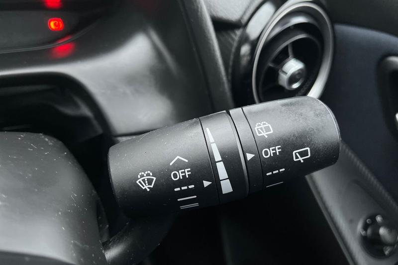 Used Mazda Mazda2 2017 for sale - 77592870: Photo 15