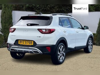 Used Kia Stonic 2022 for sale - 75935158: Photo