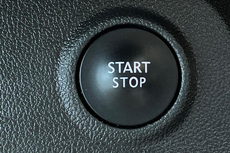 Used Renault Captur 2018 for sale - 78067548: Photo 25