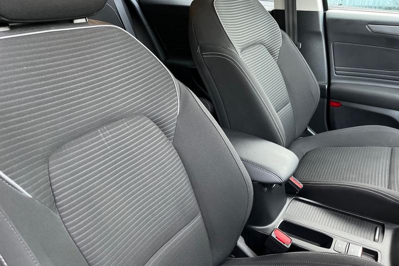 Used Ford Focus 2023 for sale - 76797067: Photo 17