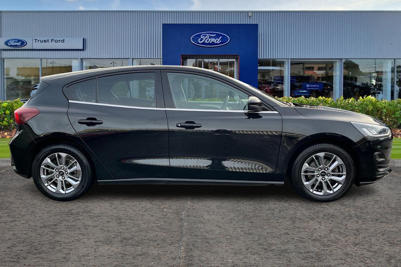 Used Ford Focus 2023 for sale - 76797067: Photo 3