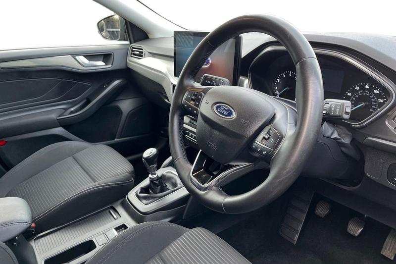Used Ford Focus 2023 for sale - 76797067: Photo 9