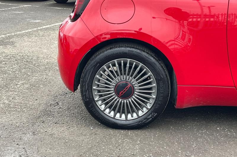 Used Fiat 500 2022 for sale - 77653807: Photo 8