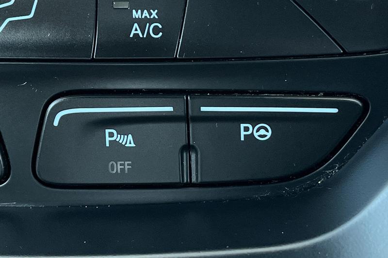 Used Ford Kuga 2018 for sale - 77641420: Photo 40