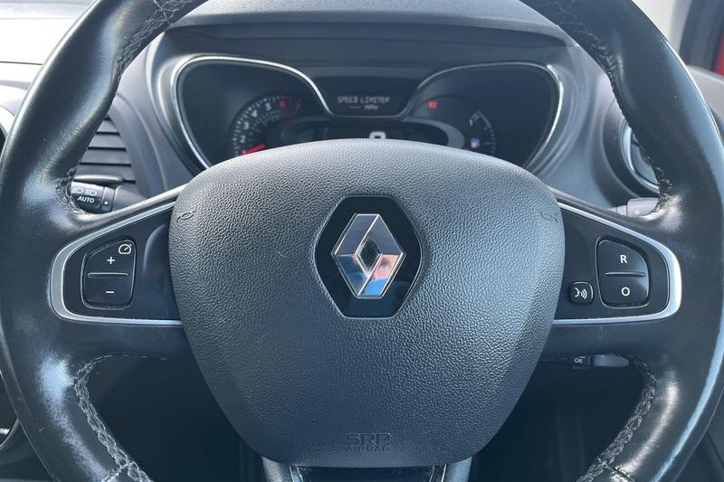 Used Renault Captur 2017 for sale - 77951260: Photo 12