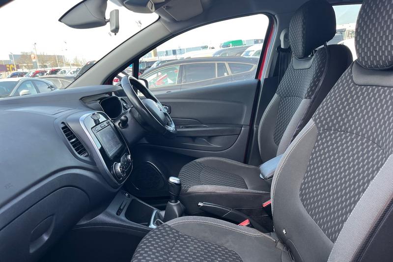 Used Renault Captur 2017 for sale - 77951260: Photo 19