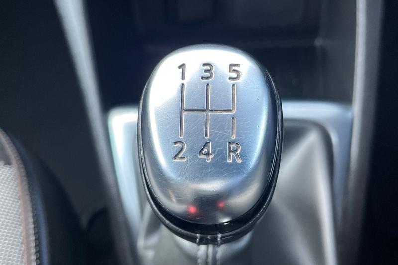 Used Renault Captur 2017 for sale - 77951260: Photo 30