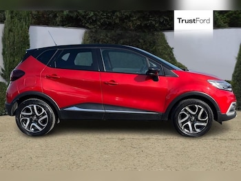Used Renault Captur 2017 for sale - 77951260: Photo
