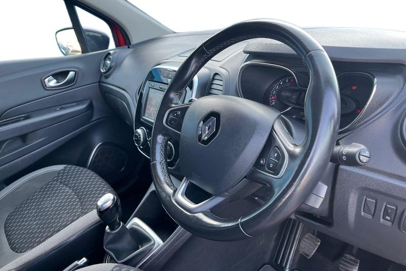 Used Renault Captur 2017 for sale - 77951260: Photo 9