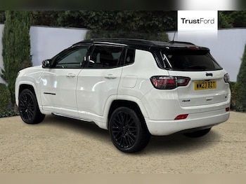 Used Jeep Compass 2023 for sale - 76410200: Photo