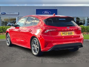 Used Ford Focus 2019 for sale - 76338321: Photo 2