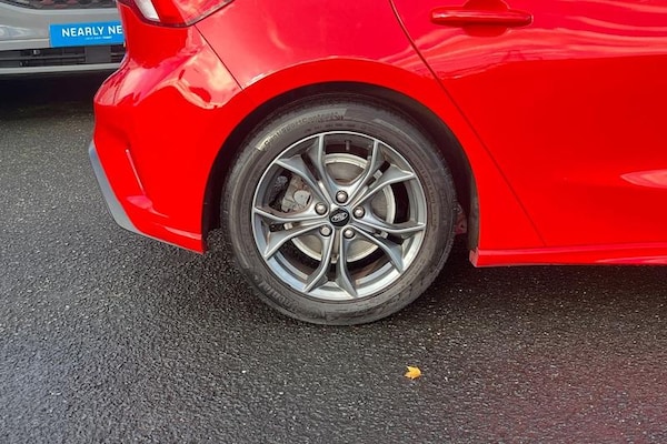 Used Ford Focus 2019 for sale - 76338321: Photo 8