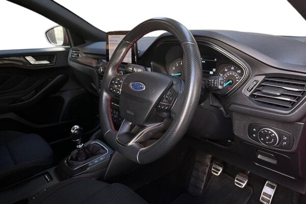 Used Ford Focus 2019 for sale - 76338321: Photo 9