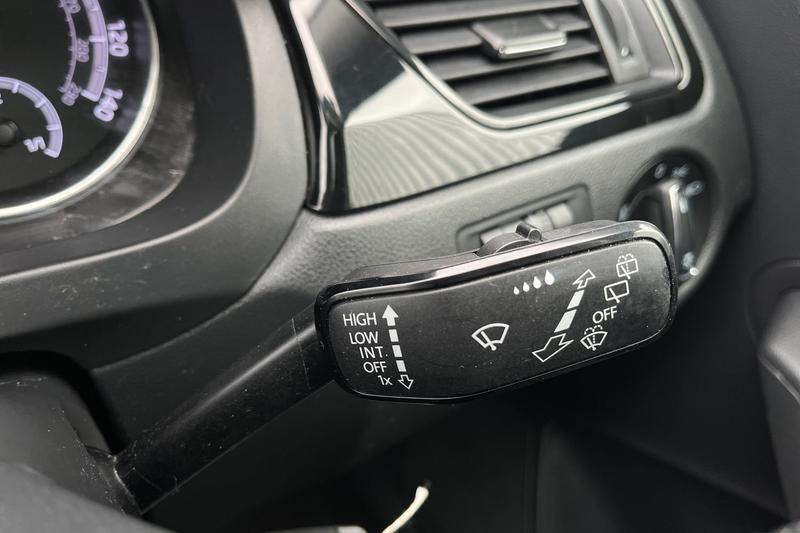 Used Skoda Rapid Spaceback 2018 for sale - 76467692: Photo 15