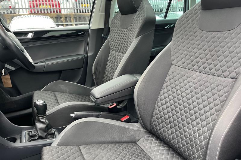 Used Skoda Rapid Spaceback 2018 for sale - 76467692: Photo 19