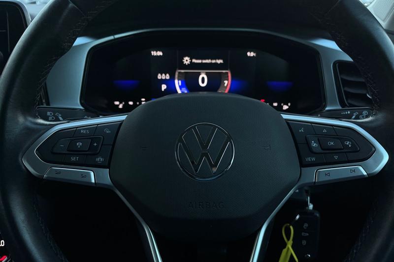 Used Volkswagen T-Roc 2022 for sale - 76862456: Photo 12