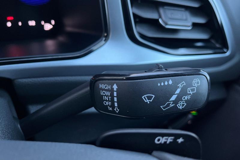 Used Volkswagen T-Roc 2022 for sale - 76862456: Photo 15