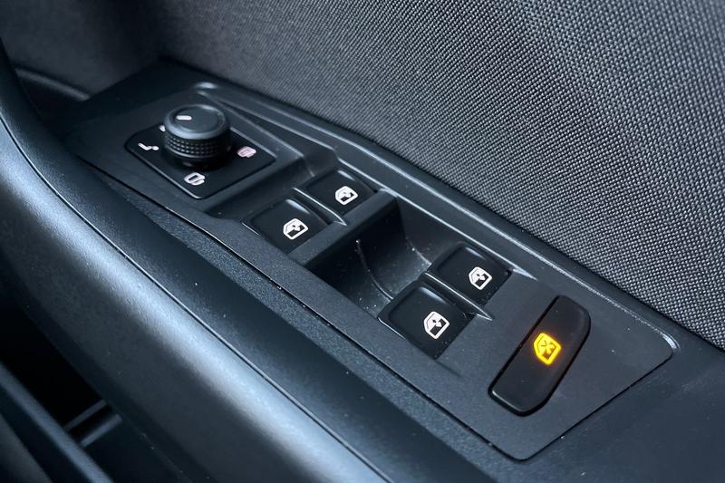 Used Volkswagen T-Roc 2022 for sale - 76862456: Photo 16