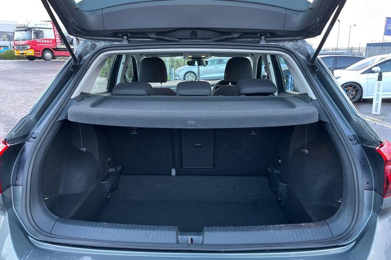 Used Volkswagen T-Roc 2022 for sale - 76862456: Photo 21