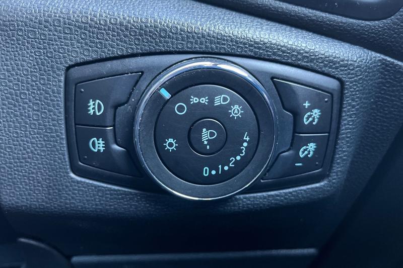 Used Ford Ecosport 2019 for sale - 76028137: Photo 22