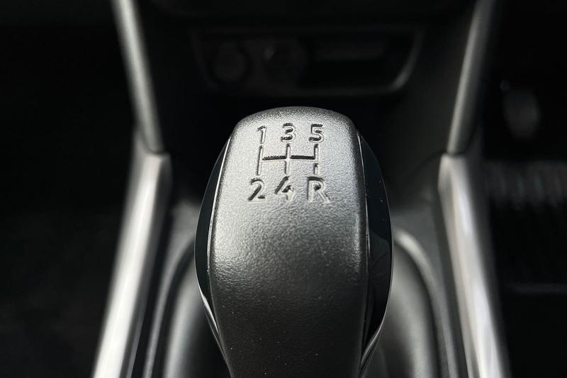 Used Peugeot 2008 2017 for sale - 76184375: Photo 27