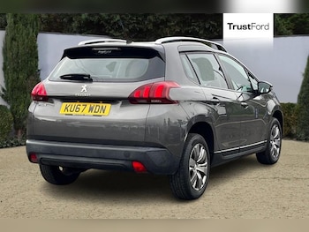 Used Peugeot 2008 2017 for sale - 76184375: Photo 4