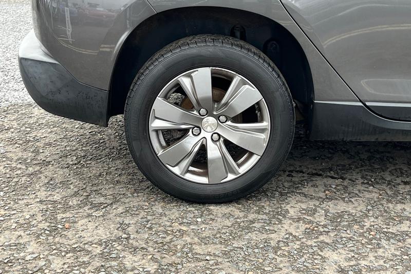 Used Peugeot 2008 2017 for sale - 76184375: Photo 8