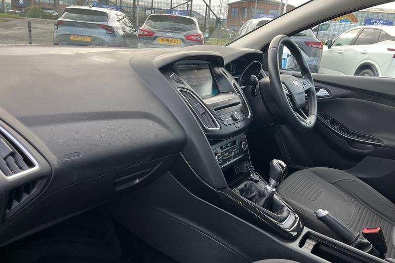 Used Ford Focus 2016 for sale - 76467707: Photo 18