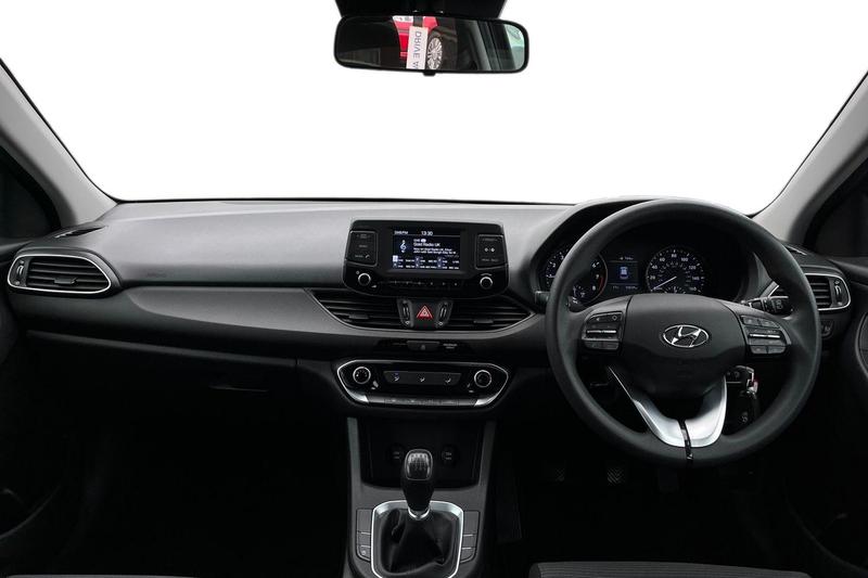 Used Hyundai i30 2017 for sale - 76382079: Photo 10