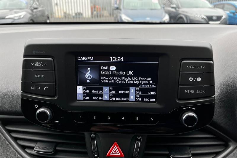 Used Hyundai i30 2017 for sale - 76382079: Photo 29