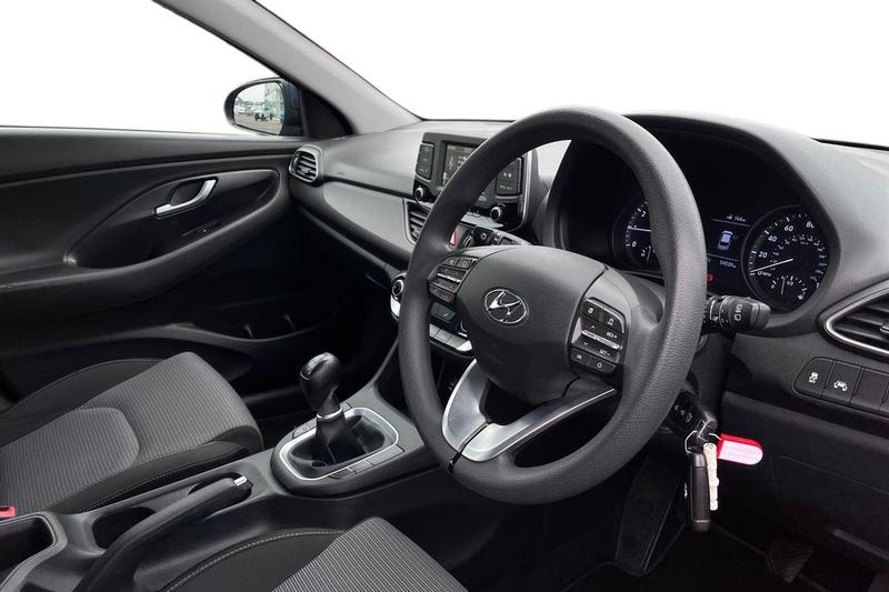 Used Hyundai i30 2017 for sale - 76382079: Photo 9