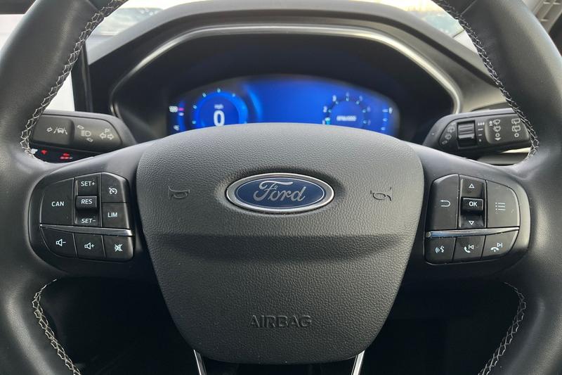 Used Ford Focus 2022 for sale - 76882668: Photo 12