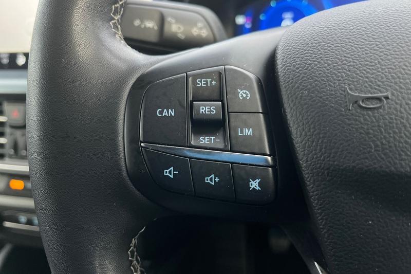 Used Ford Focus 2022 for sale - 76882668: Photo 25