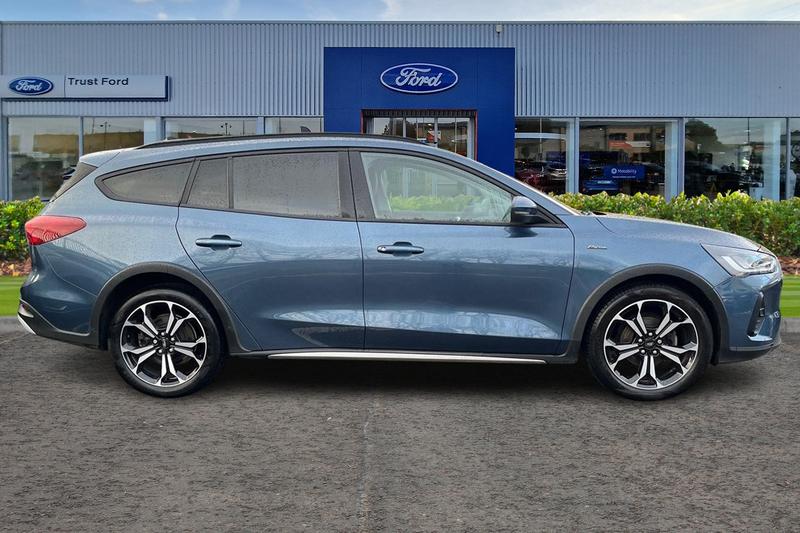 Used Ford Focus 2022 for sale - 76882668: Photo 3