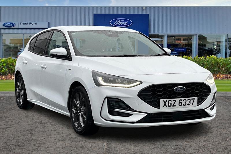 Used Ford Focus 2022 for sale - 76710132: Photo 1