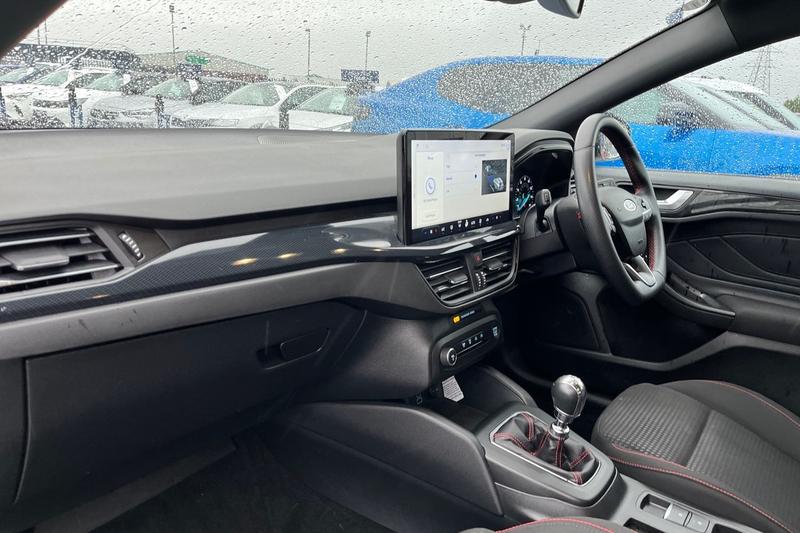 Used Ford Focus 2022 for sale - 76710132: Photo 18