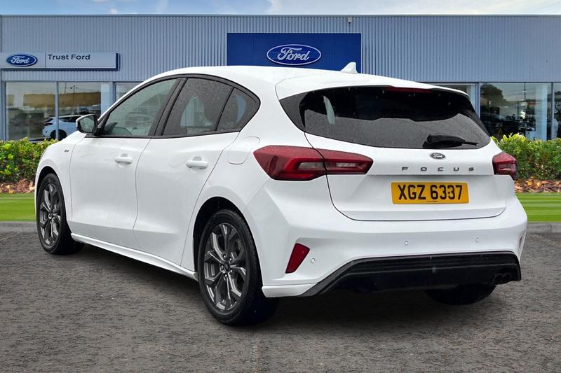 Used Ford Focus 2022 for sale - 76710132: Photo 2