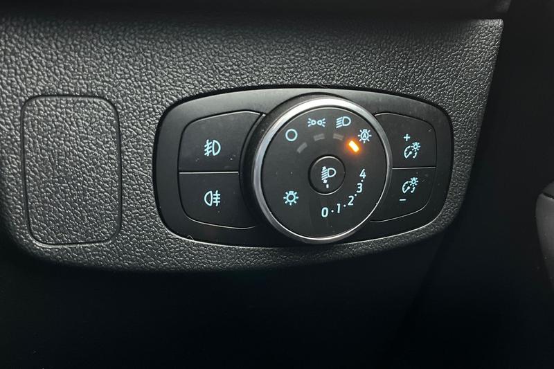 Used Ford Focus 2022 for sale - 76710132: Photo 22