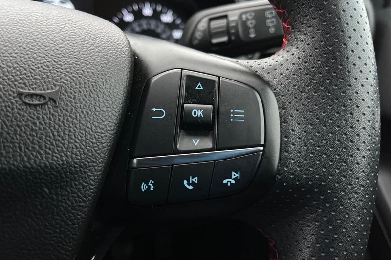 Used Ford Focus 2022 for sale - 76710132: Photo 23