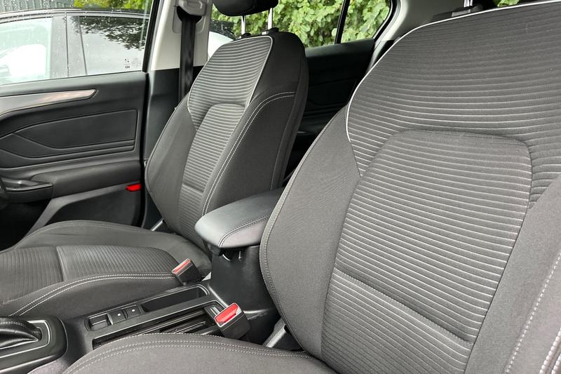 Used Ford Focus 2023 for sale - 76154213: Photo 19