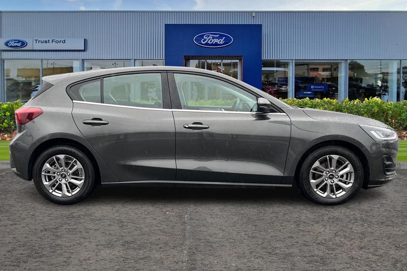 Used Ford Focus 2023 for sale - 76154213: Photo 3